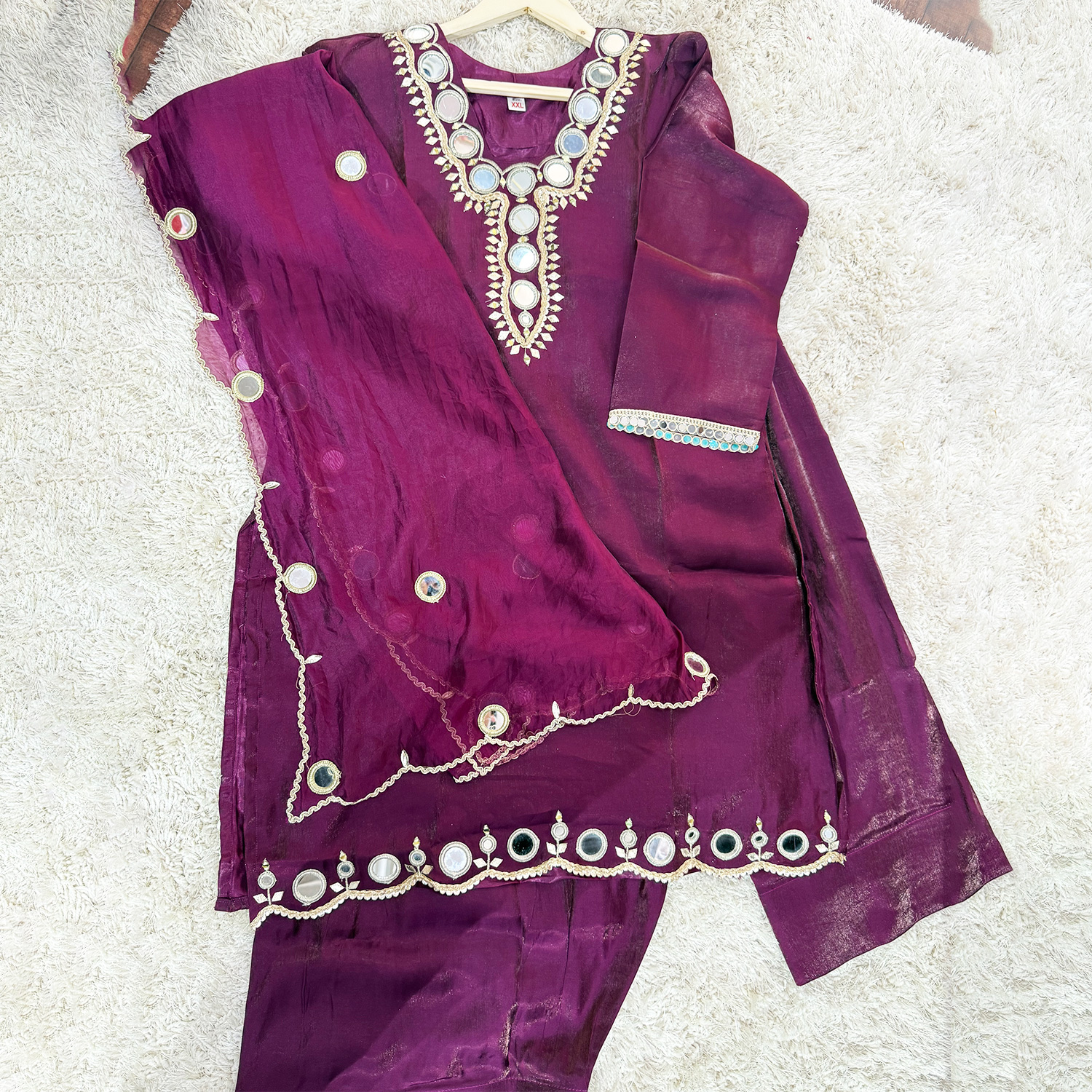 Farshi Ready-to-Wear